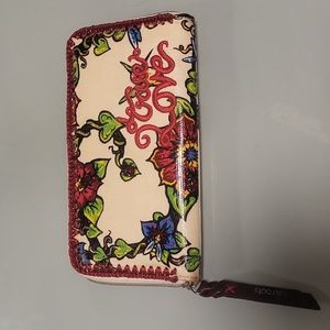 Sakroots wallet